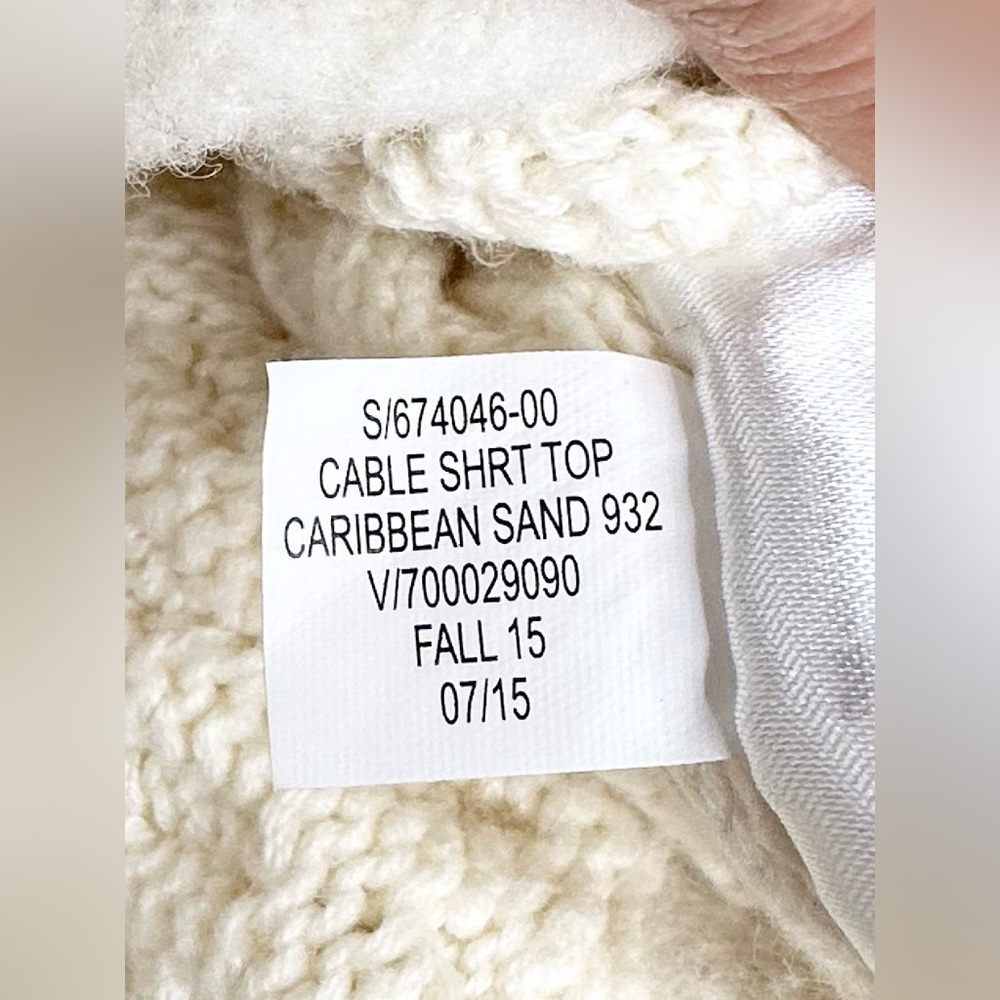 Banana Republic Women’s Cable Knit Sweater in Caribbean Sand Size Medium - Picture 2 of 10